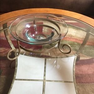 Pedestal glass serving dish